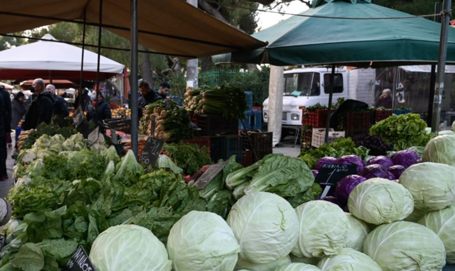 «Λουκέτο» στις λαϊκές αγορές: Ξεκινά επ' αόριστον πανελλαδική απεργία από τις 7 Ιανουαρίου