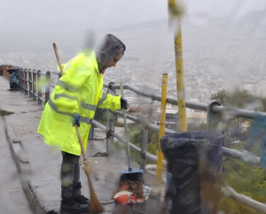 Η Διεύθυνση Καθαριότητας και Ανακύκλωσης του Δήμου Αθηναίων βρίσκεται από χθες σε πλήρη επιχειρησιακή ετοιμότητα