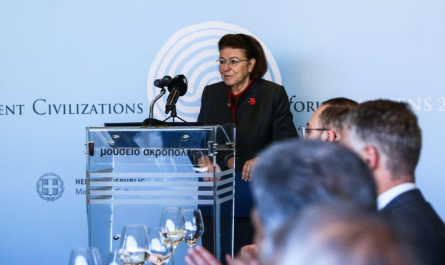 «Η Μενδώνη στο Φόρουμ Αρχαίων Πολιτισμών» Η Επανένωση των Γλυπτών του Παρθενώνα, Ζωτική Προτεραιότητα