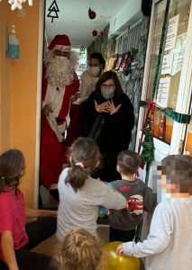 Χριστουγεννιάτικη Αγάπη στη Μονάδα Προστασίας Παιδιού Πεντέλης Χριστουγεννιάτικη Αγάπη στη Μονάδα Προστασίας Παιδιού Πεντέλης