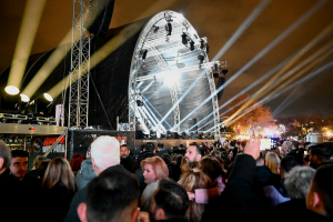 Περιφέρεια Αττικής: 10.000 πολίτες υποδέχθηκαν με ενθουσιασμό το Φεστιβάλ στο Πάρκο Τρίτση – «Η δική μας γιορτινή γειτονιά» Περιφέρεια Αττικής: 10.000 πολίτες υποδέχθηκαν με ενθουσιασμό το Φεστιβάλ στο Πάρκο Τρίτση – «Η δική μας γιορτινή γειτονιά»