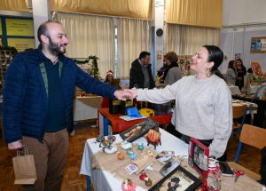 Λυκόβρυση Πεύκη: Πραγματοποιήθηκε με επιτυχία η Χριστουγεννιάτικη Έκθεση Χειροποίητων Δημιουργιών στον Δήμο Λυκόβρυση Πεύκη: Πραγματοποιήθηκε με επιτυχία η Χριστουγεννιάτικη Έκθεση Χειροποίητων Δημιουργιών στον Δήμο