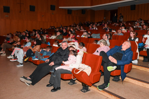 Με επιτυχία ολοκληρώνονται οι εορταστικές εκδηλώσεις στη Λυκόβρυση και την Πεύκη Με επιτυχία ολοκληρώνονται οι εορταστικές εκδηλώσεις στη Λυκόβρυση και την Πεύκη