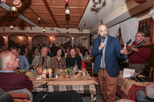 Με επιτυχία ολοκληρώνονται οι εορταστικές εκδηλώσεις στη Λυκόβρυση και την Πεύκη Με επιτυχία ολοκληρώνονται οι εορταστικές εκδηλώσεις στη Λυκόβρυση και την Πεύκη