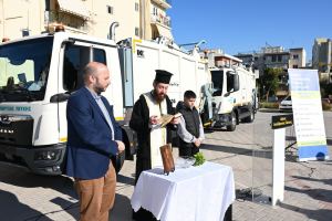 Σημαντική αναβάθμιση στην καθαριότητα του Δήμου Λυκόβρυσης Πεύκης με την παραλαβή νέου στόλου οχημάτων