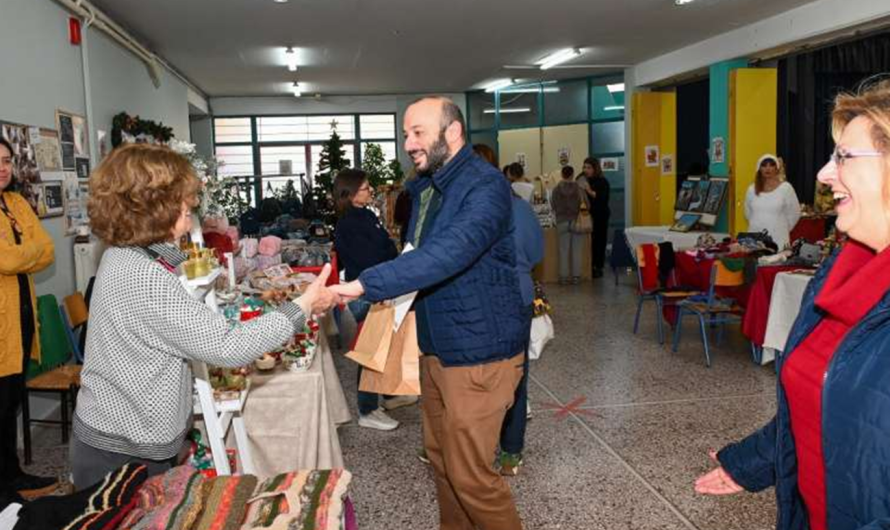 Λυκόβρυση Πεύκη: Πραγματοποιήθηκε με επιτυχία η Χριστουγεννιάτικη Έκθεση Χειροποίητων Δημιουργιών στον Δήμο