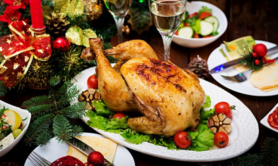 Ακρίβεια: «Φωτιά» οι τιμές για το Χριστουγεννιάτικο τραπέζι και τον στολισμό