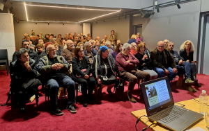 Χαλάνδρι: Οι «Λαϊκοί Βάρδοι» του αξέχαστου Πάνου Γεραμάνη αναβίωσαν στο Κέντρο Νεότητας του Δήμου Χαλάνδρι: Οι «Λαϊκοί Βάρδοι» του αξέχαστου Πάνου Γεραμάνη αναβίωσαν στο Κέντρο Νεότητας του Δήμου