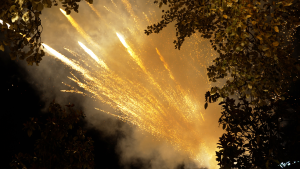 Η χριστουγεννιάτικη γιορτή στο Χαλάνδρι ξεκίνησε με το άναμμα του δέντρου Η χριστουγεννιάτικη γιορτή στο Χαλάνδρι ξεκίνησε με το άναμμα του δέντρου