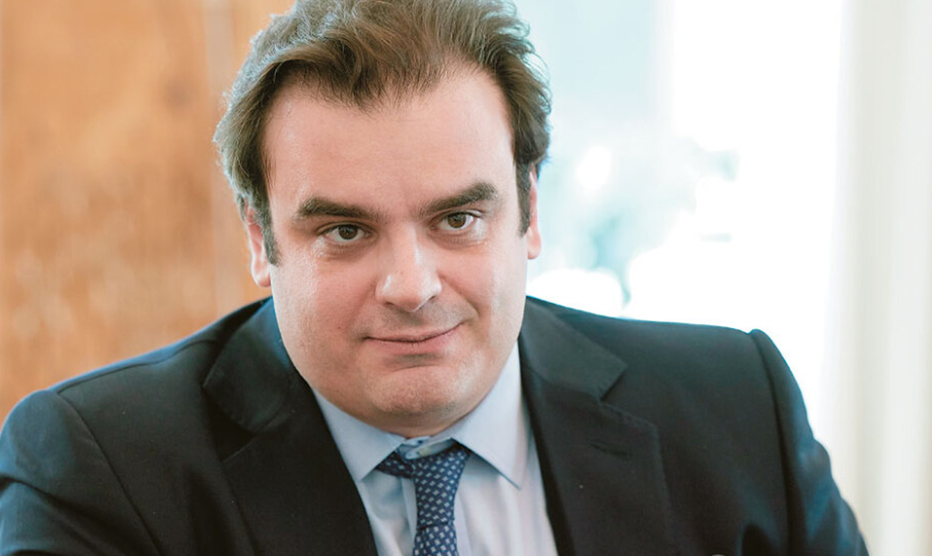 Κυριάκος Πιερρακάκης: Οι πληγέντες σε Μάτι και Μάνδρα θα αντιμετωπίστουν όπως οι συγγενείς των θυμάτων στα Τέμπη