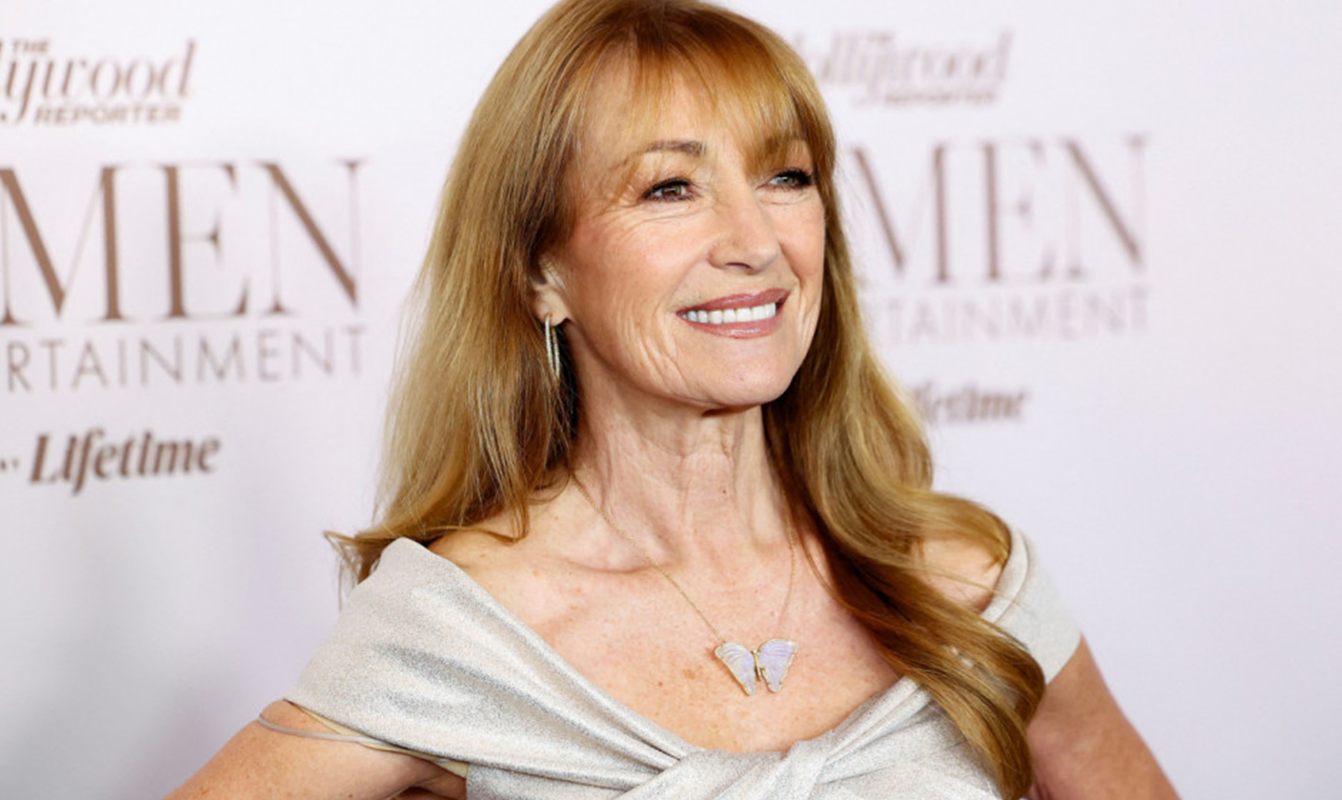 Η Τζέιν Σέιμουρ στα 74: Μυστικά νεότητας και σεξουαλική ζωτικότητα