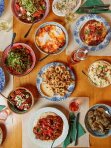 «Δούκισσα»: Η αρχοντιά του μεζέ σε μια καταπράσινη όαση στο Χαλάνδρι «Δούκισσα»: Η αρχοντιά του μεζέ σε μια καταπράσινη όαση στο Χαλάνδρι