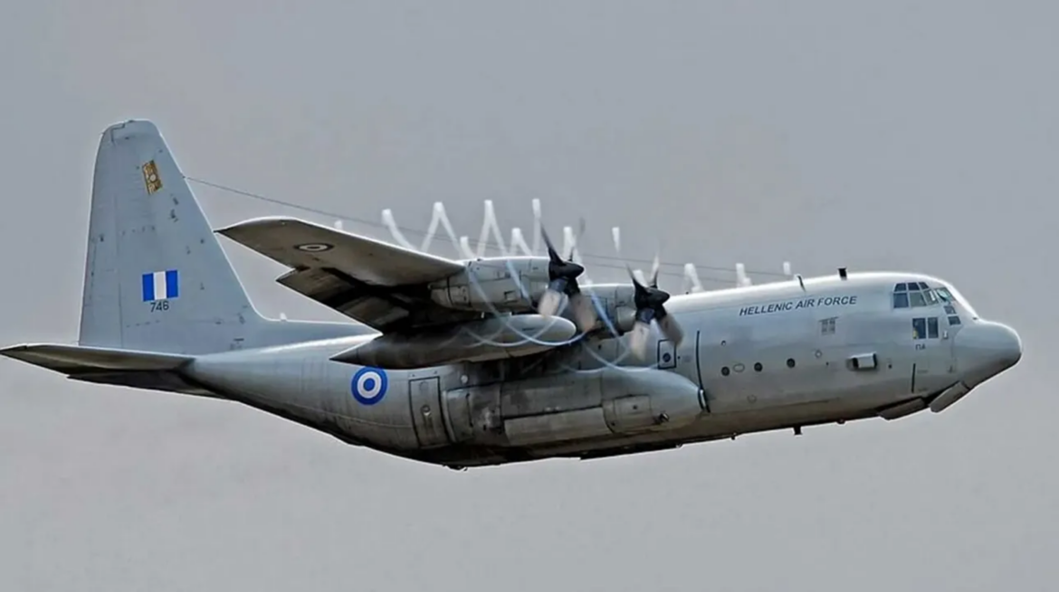 Η ελληνική πολιτεία και οι ένοπλες δυνάμεις κινητοποιούνται άμεσα για τη διακομιδή των οπαδών του ΠΑΟΚ που επέζησαν από το φρικτό τροχαίο δυστύχημα στο ρουμανικό έδαφος.