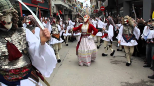 Απόκριες 2026: Οδηγός για το Τριώδιο, την Τσικνοπέμπτη και τις Αποδράσεις σας