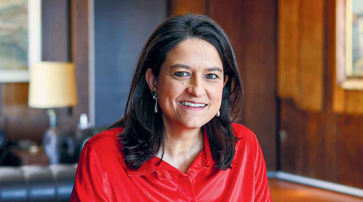 Υπουργείο εργασίας: Οδικός χάρτης για μισθούς, συμβάσεις και ψηφιακή μετάβαση