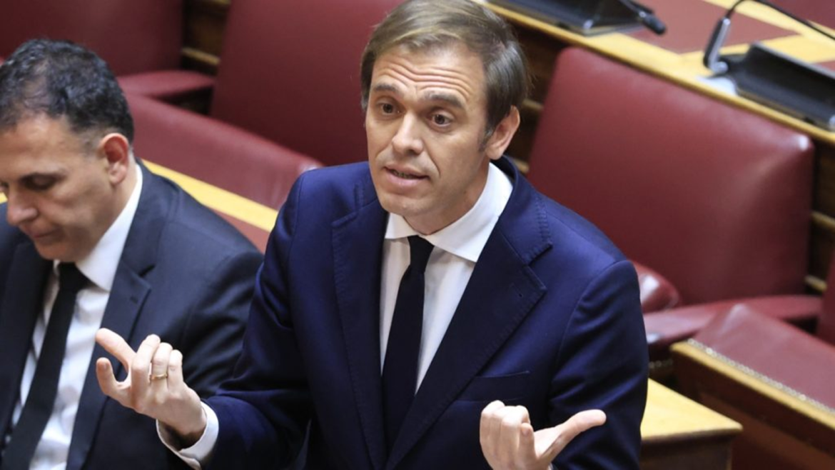 Δημήτρης Μάντζος: «Πενήντα ημέρες τώρα, η Κυβέρνηση παίζει κατενάτσιο απέναντι στους αγρότες»