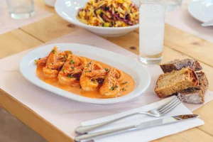 Ψαροχώρι: Ένα Νησί στην καρδιά της Αθήνας