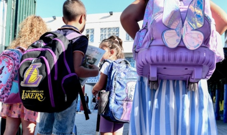 «Αντίστροφη μέτρηση για το 2026» Πότε επιστρέφουν οι μαθητές στα θρανία