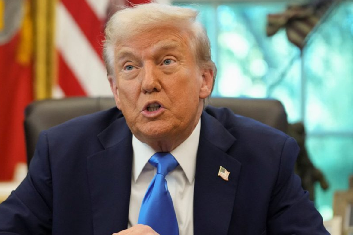 Ο Τραμπ απειλεί