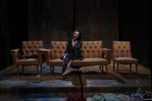 Θέατρο Φούρνος : «Τυφλή, τυφλή φοράδα, πού πας;» Του Σωτήρη Δημητρίου σε σκηνοθεσία του Δαμιανού Κωνσταντινίδη σε ερμηνεία της Δέσποινας Σαραφείδου