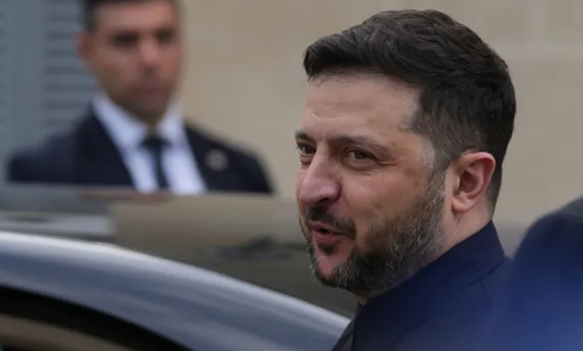 Στρατιωτική ενίσχυση από την Πράγα και διπλωματικός Μαραθώνιος για το Κίεβο