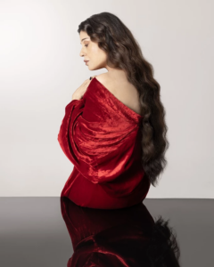 Θέατρο Αλάμπρα: Η «Φλαντρώ» επιστρέφει - Το τολμηρό αριστούργημα του Παντελή Χορν 