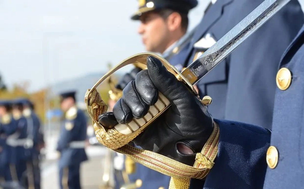 Σύλληψη σμηνάρχου για κατασκοπεία υπέρ της Κίνας