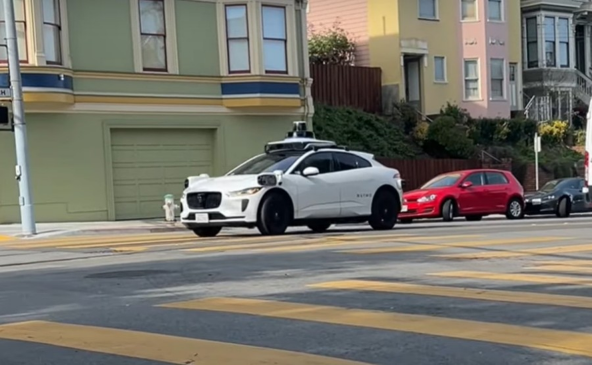 Στο Λονδίνο τα αυτόνομα ταξί της Waymo: Όσα πρέπει να γνωρίζετε