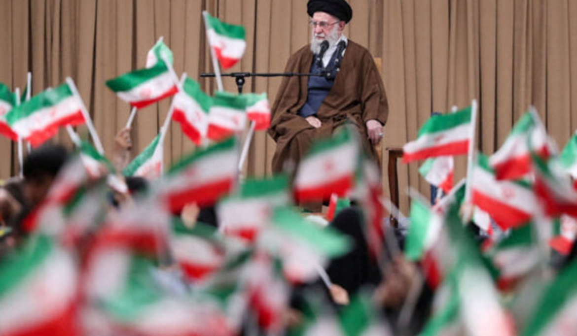 Διπλωματικό Θρίλερ: Πραγματοποιούνται τελικά στο Ομάν οι συνομιλίες ΗΠΑ-Ιράν