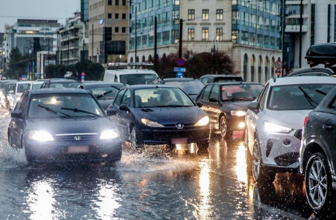 Σε Κατάσταση «Κόκκινου Συναγερμού» 4 Περιφέρειες λόγω Κακοκαιρίας