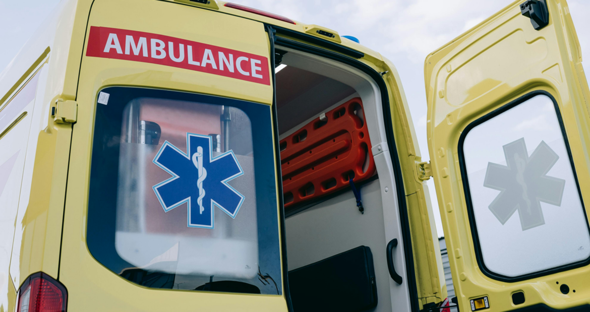 «Σοβαρό εργατικό ατύχημα στα Οινόφυτα» Ακρωτηριασμός 22χρονου σε βιομηχανία αλουμινίου