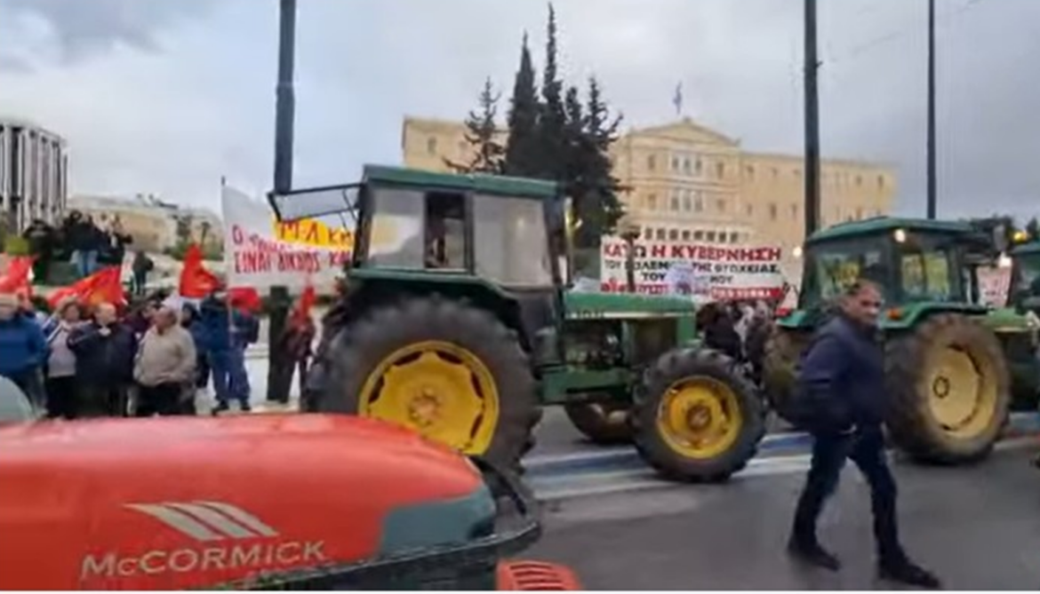 Απόβαση των αγροτών στο κέντρο της Αθήνας : Κυκλοφοριακό έμφραγμα στην πρωτεύουσα