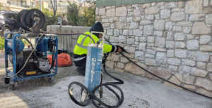 Σε μια διαρκή εκστρατεία για την ανάκτηση του δημόσιου χώρου και την προάσπιση της αισθητικής του περιβάλλοντος έχει αποδυθεί ο Δήμος Αλίμου. Σε μια διαρκή εκστρατεία για την ανάκτηση του δημόσιου χώρου και την προάσπιση της αισθητικής του περιβάλλοντος έχει αποδυθεί ο Δήμος Αλίμου.