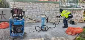 Σε μια διαρκή εκστρατεία για την ανάκτηση του δημόσιου χώρου και την προάσπιση της αισθητικής του περιβάλλοντος έχει αποδυθεί ο Δήμος Αλίμου. Σε μια διαρκή εκστρατεία για την ανάκτηση του δημόσιου χώρου και την προάσπιση της αισθητικής του περιβάλλοντος έχει αποδυθεί ο Δήμος Αλίμου.