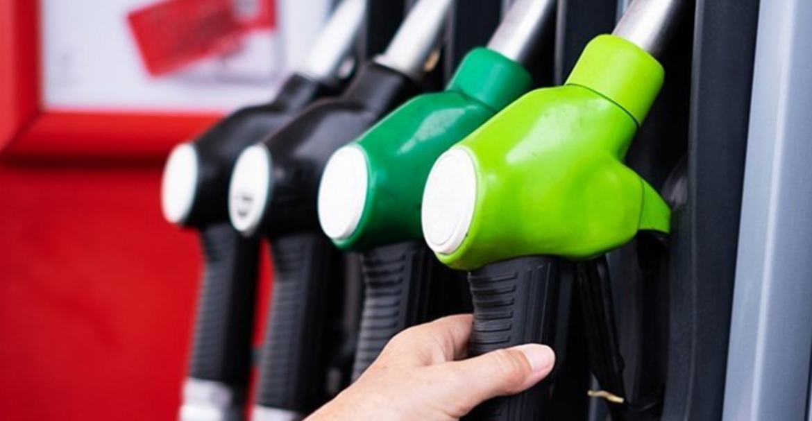 Το «Φάντασμα» του Fuel Pass και τα 100 Δολάρια