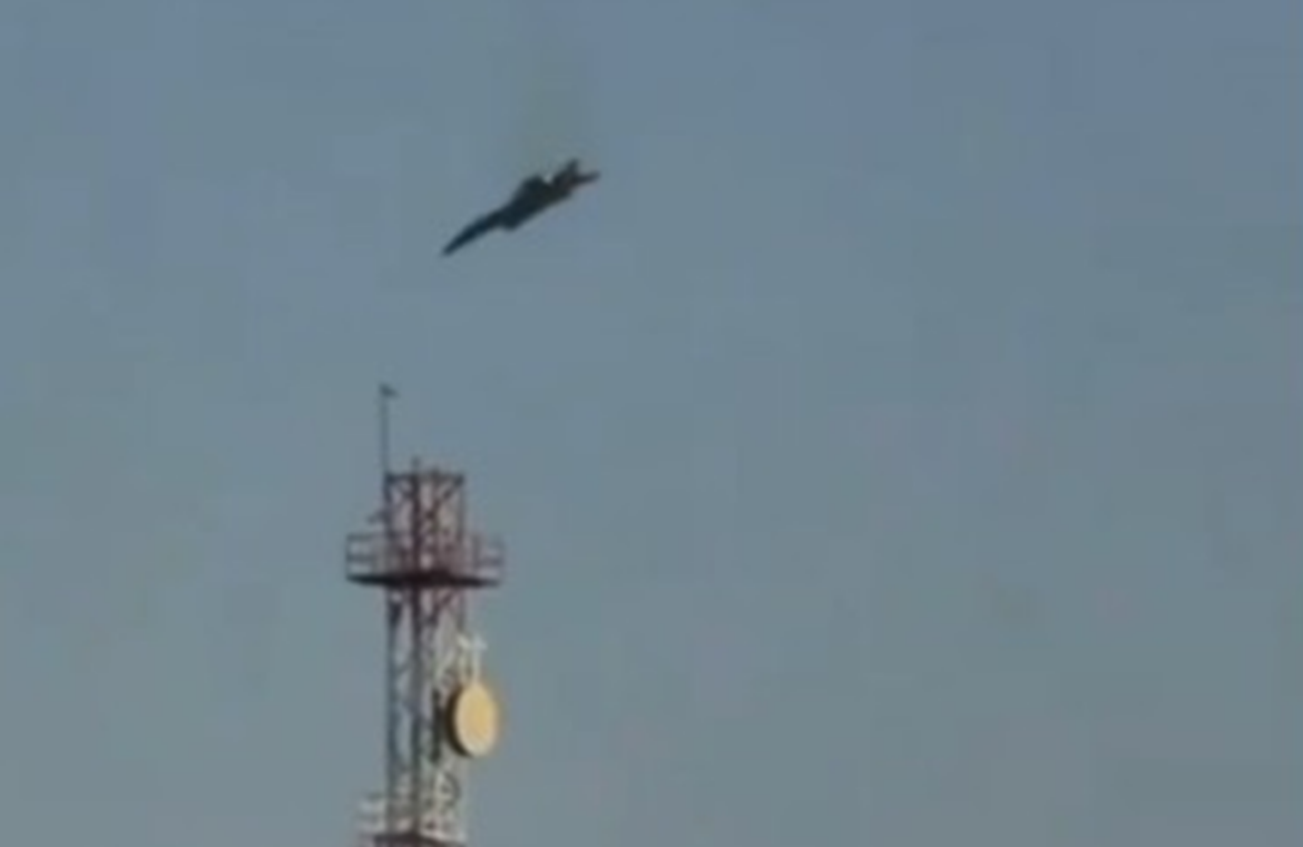 Πολεμικός Συναγερμός στον Κόλπο: Συντριβή Αμερικανικών F-15 και Απειλή Τρομοκρατικών Χτυπημάτων